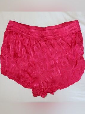 Arie Sleep Short 
Offline 
Size small